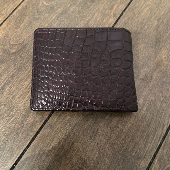 Crocodile Skin Wallet - Picture 1 of 4